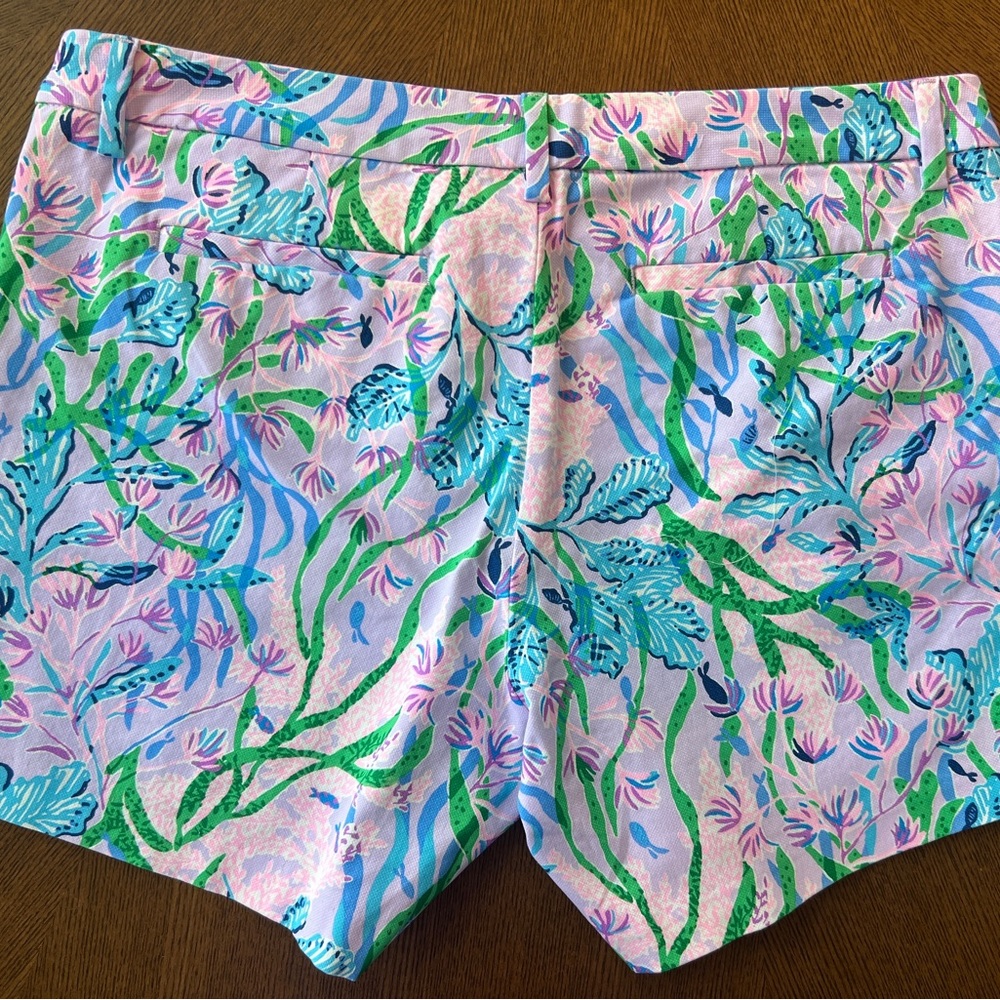 Lilly Pulitzer Seacret Escape Callahan Shorts - Picture 2 of 4